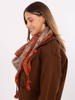 Jasnobrązowa damska chusta z nadrukiem 