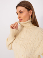 Hurt Jasnobeżowy damski sweter z warkoczami