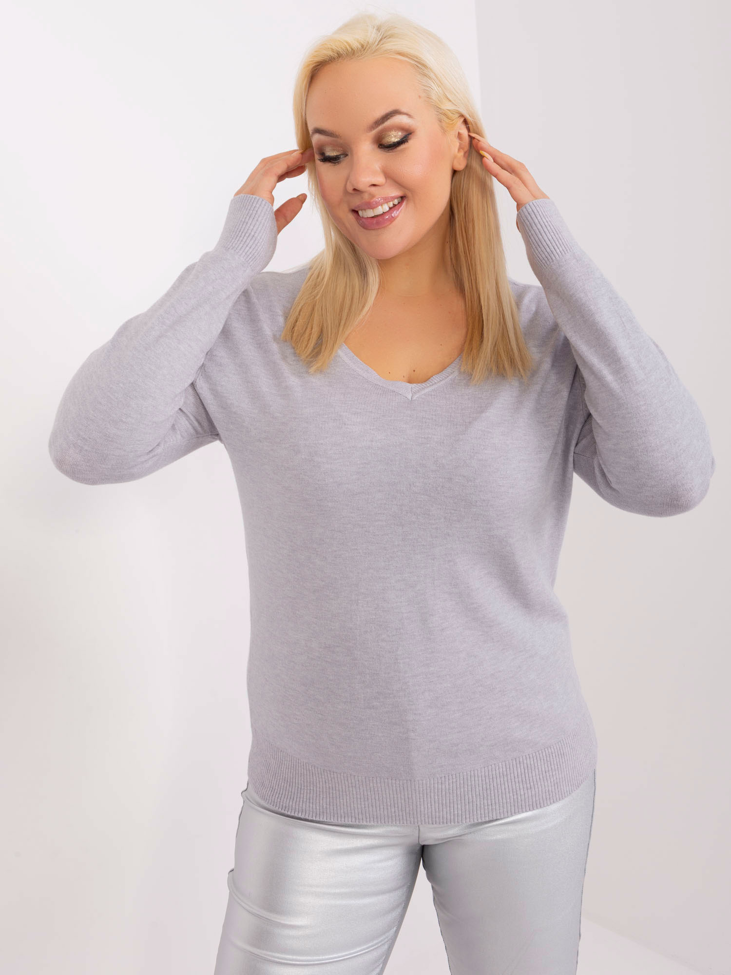 Sweter szary