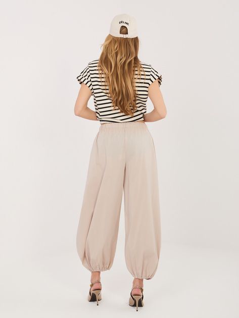 Beżowe spadochronowe spodnie z nogawką 7/8 RUE PARIS