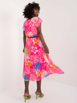 Hurtownia Ciemnoróżowa plisowana sukienka z printem