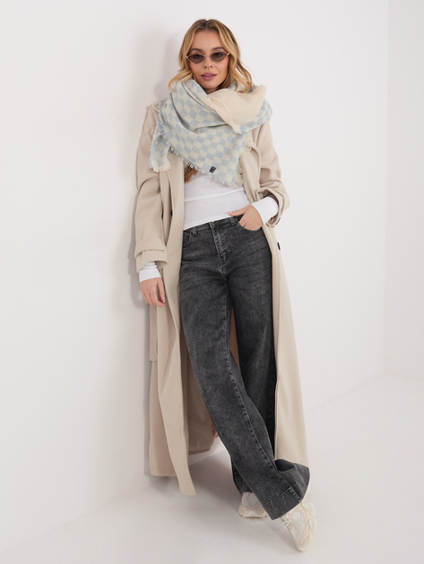 Ecru-jasnoniebieski damski szal z frędzlami