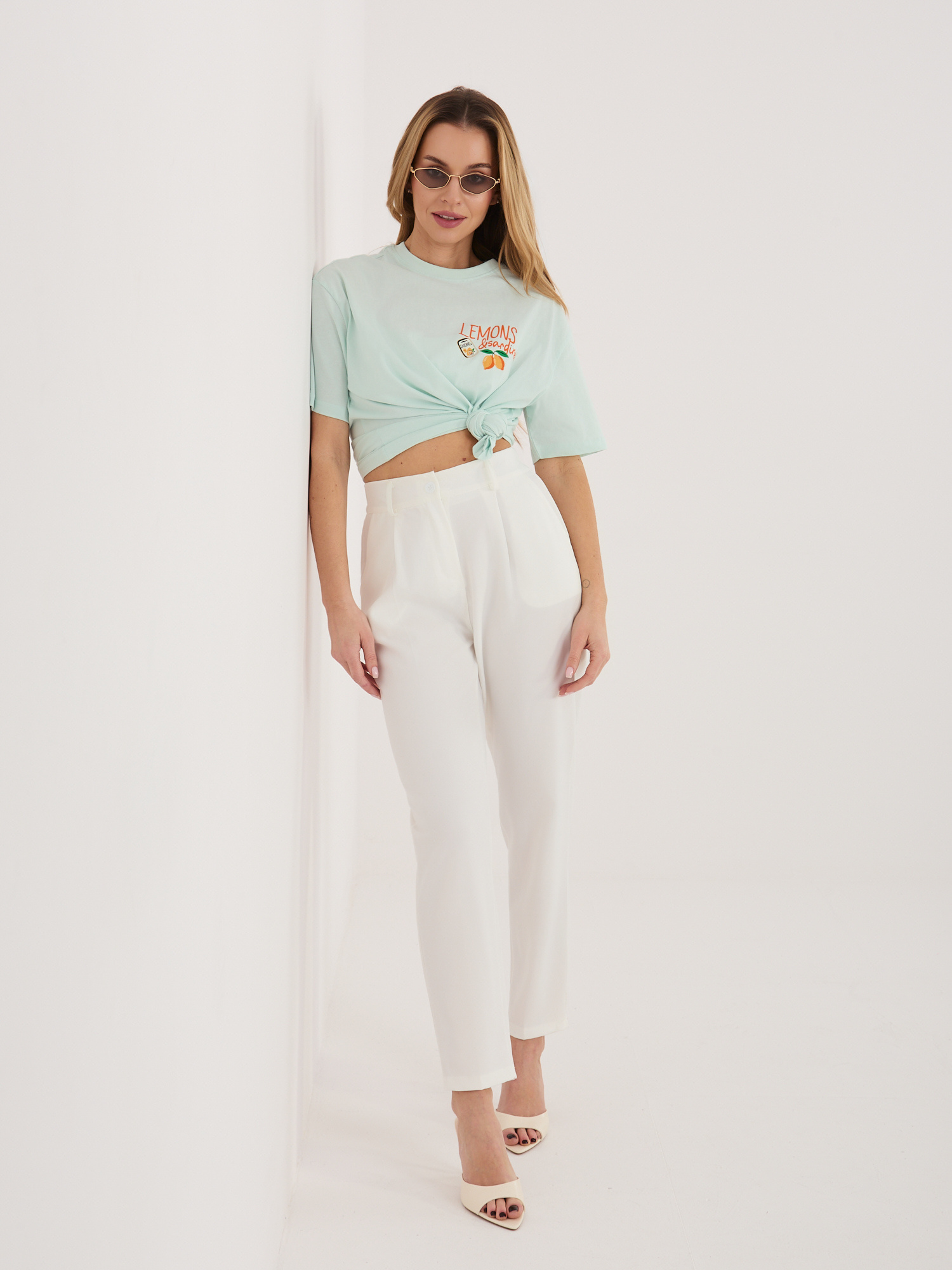 T-shirt mietowy