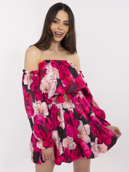 Czarno-różowa mini sukienka hiszpanka w kwiaty