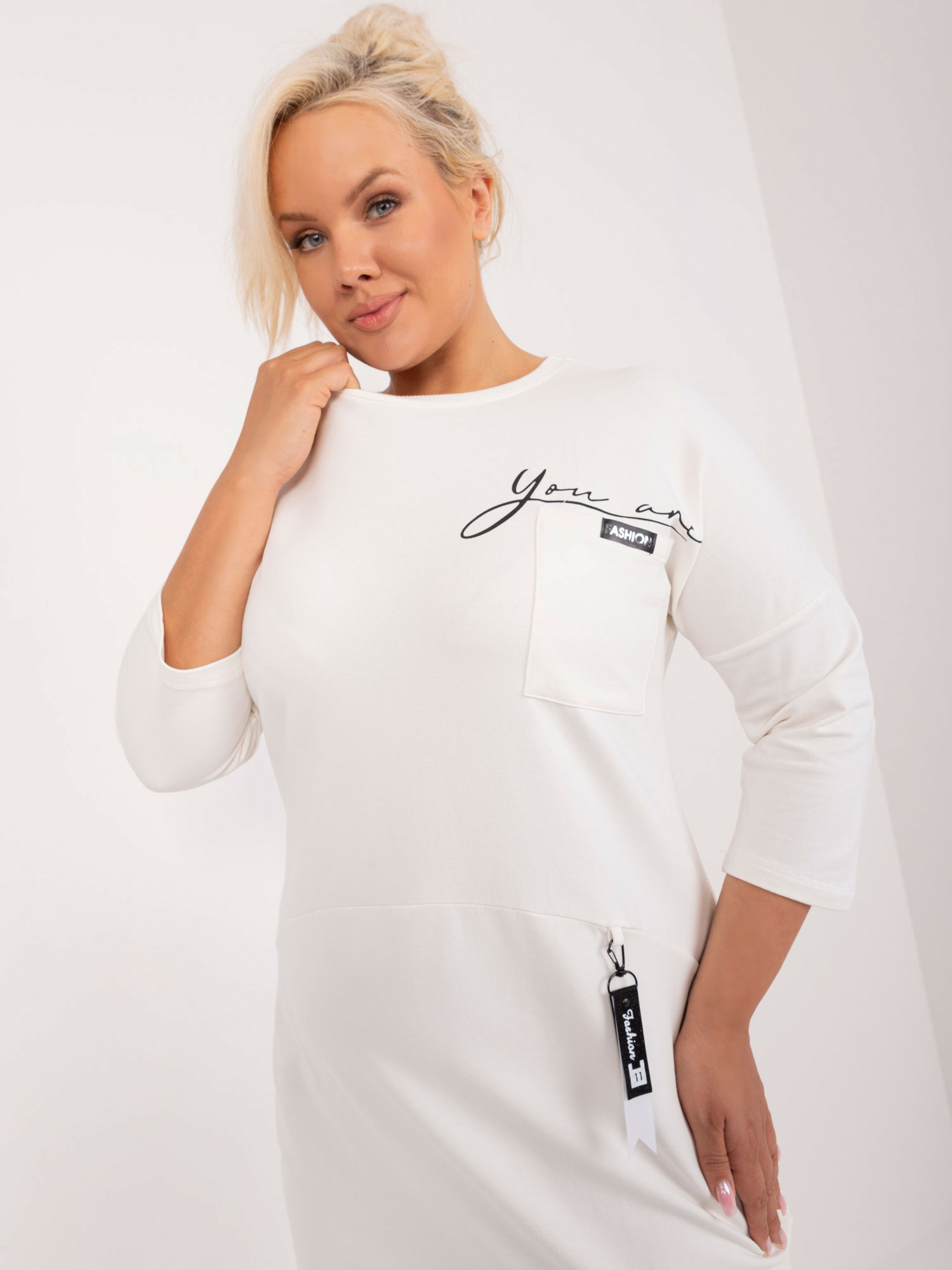 Hurt Ecru dresowa sukienka plus size z bawełny