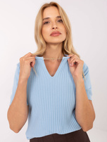 Jasnoniebieski sweter z domieszką wiskozy