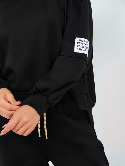 Czarny dresowy komplet z miękkiego materiału