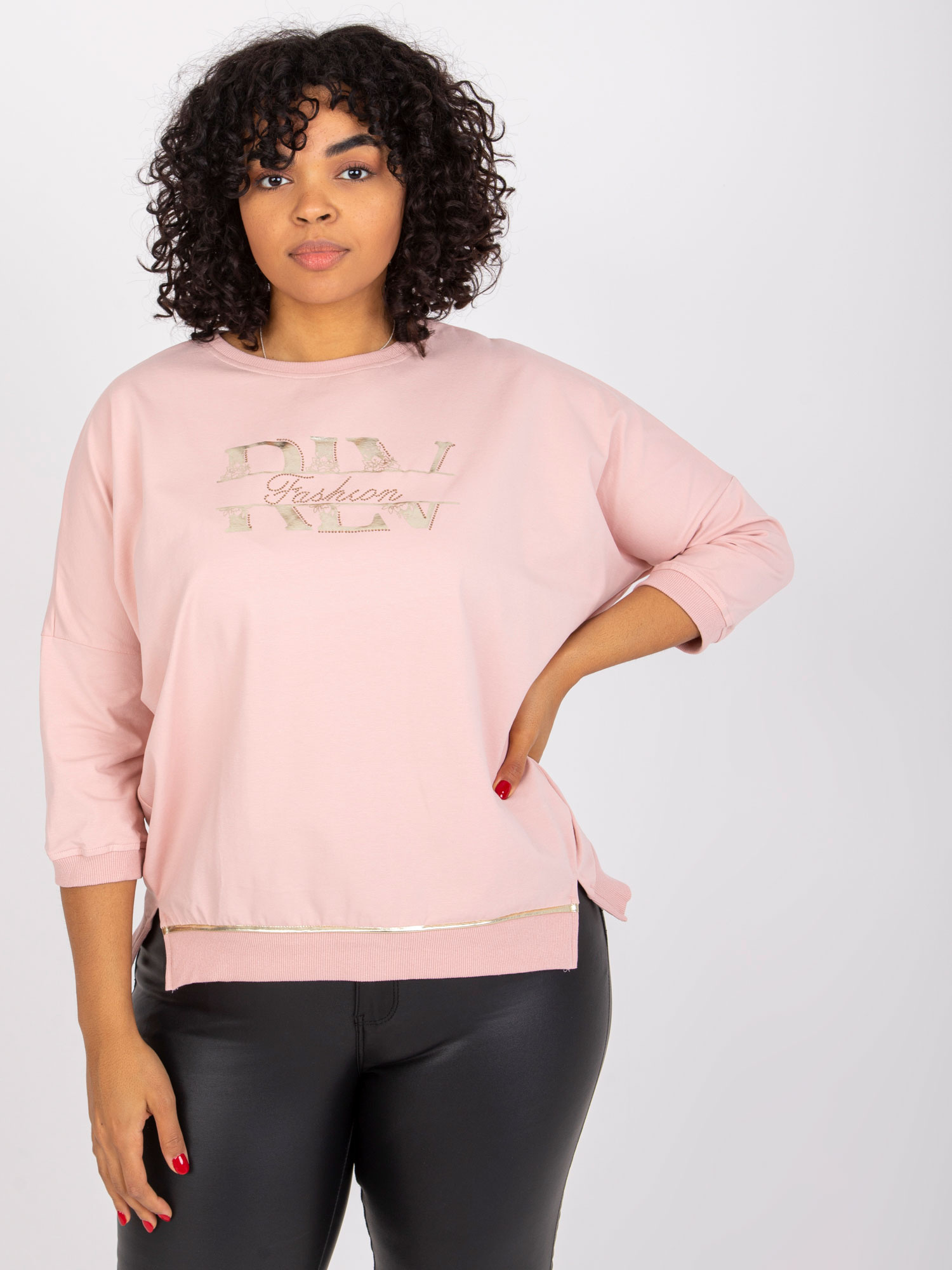 Brudnoróżowa bluzka plus size z nadrukiem Cordelia 