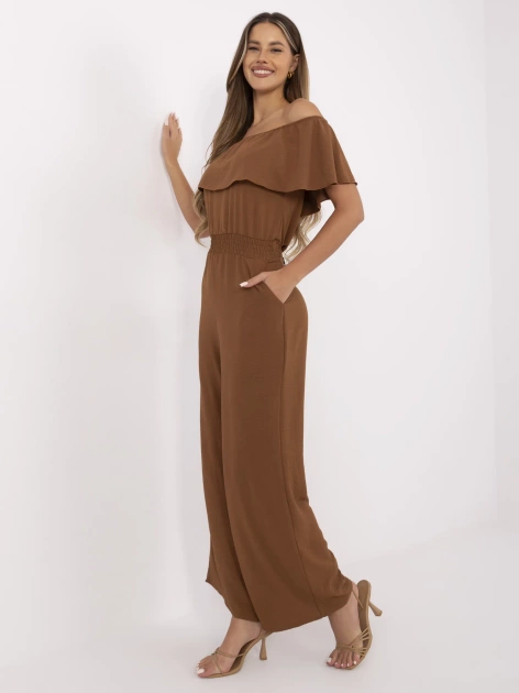 Jasnobrązowy długi kombinezon z kieszeniami