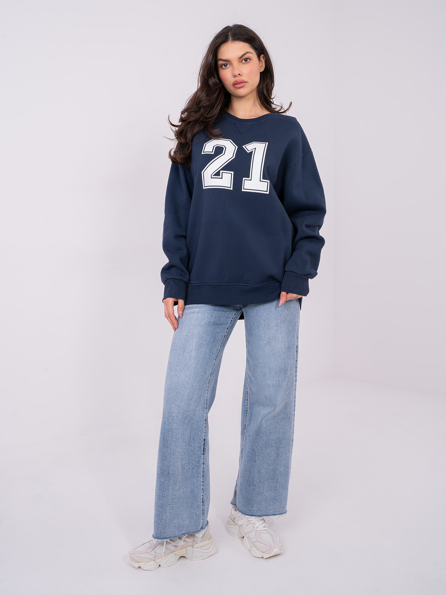Modrá dámská oversized mikina s podšívkou.