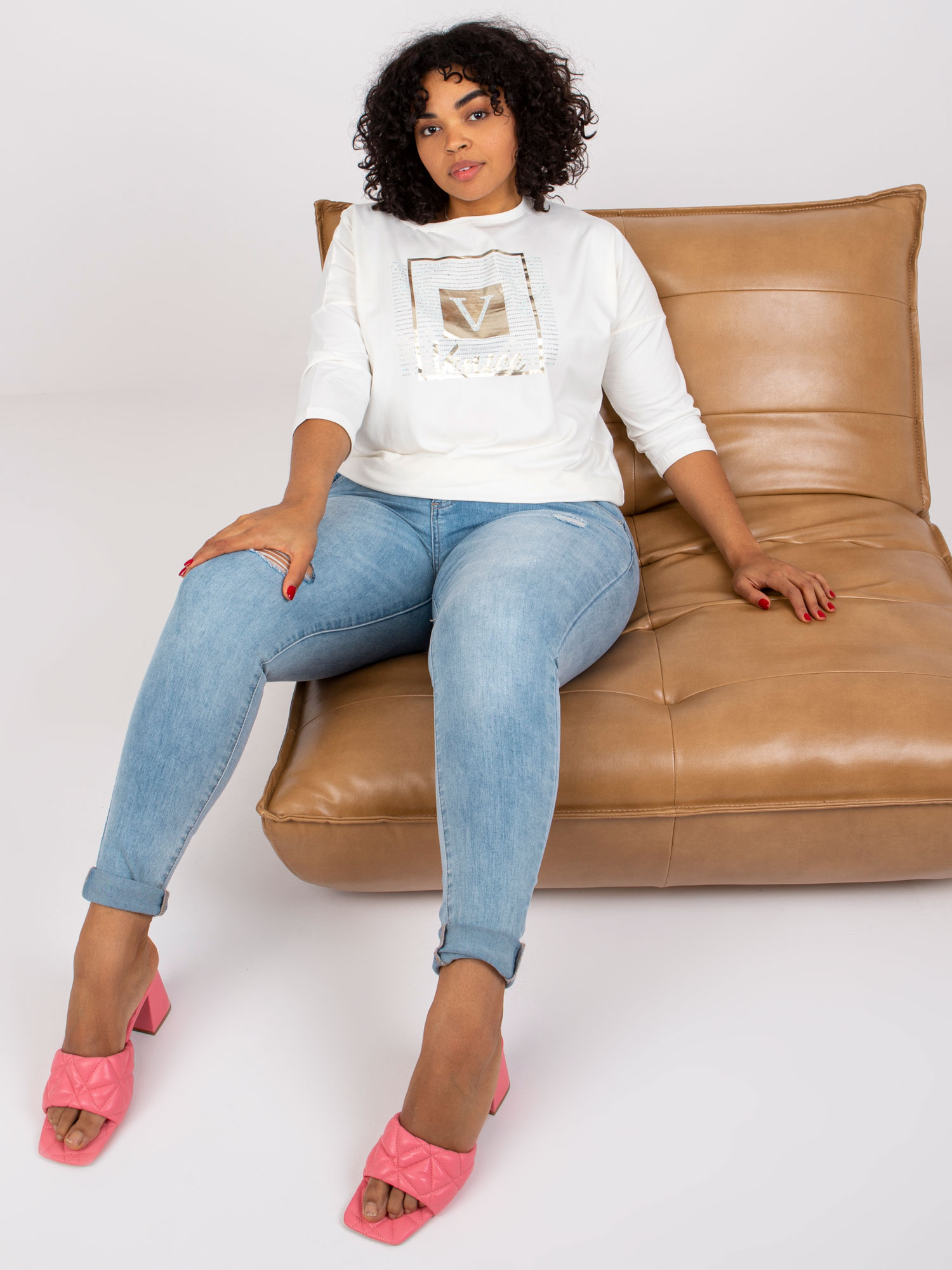 Ecru Bluse in Übergröße mit Print Roxanne.