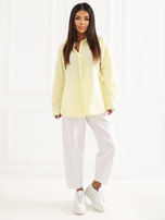 Jasnożółta bawełniana koszula z kołnierzykiem