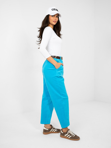 Niebieskie sztruksowe spodnie z paskiem