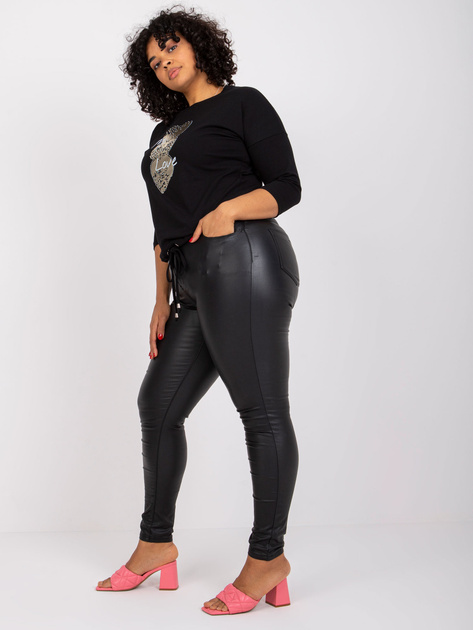 Czarna bluzka plus size bawełniana z nadrukiem Sammy