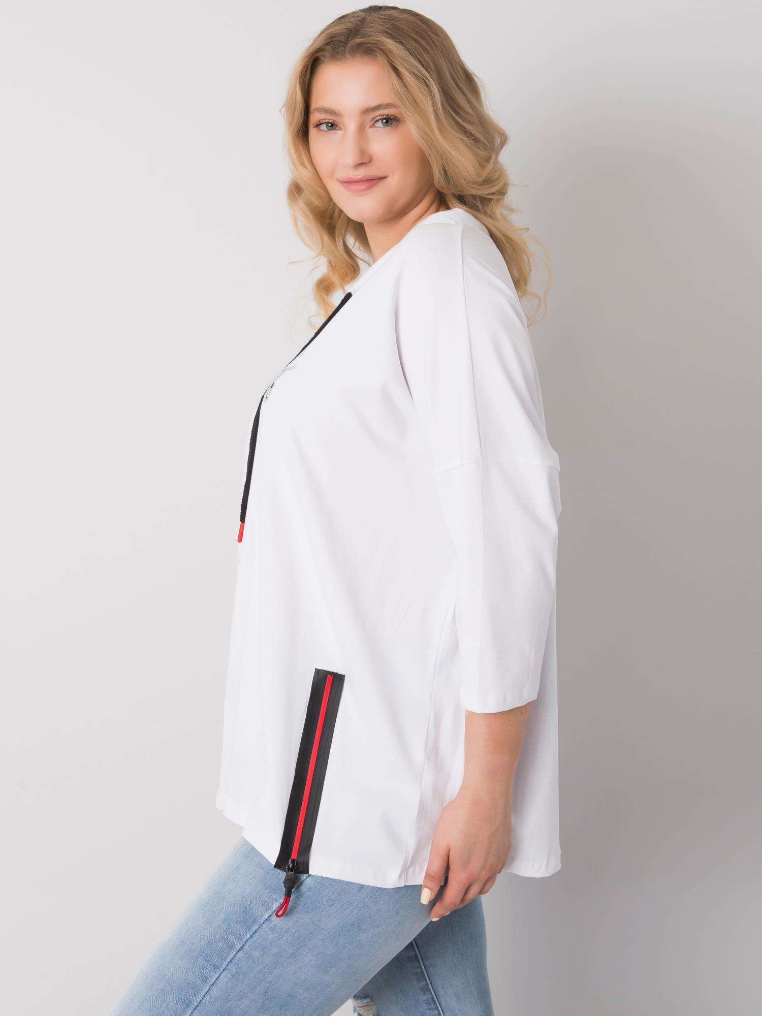 Biała bluzka plus size z dżetami Philomena