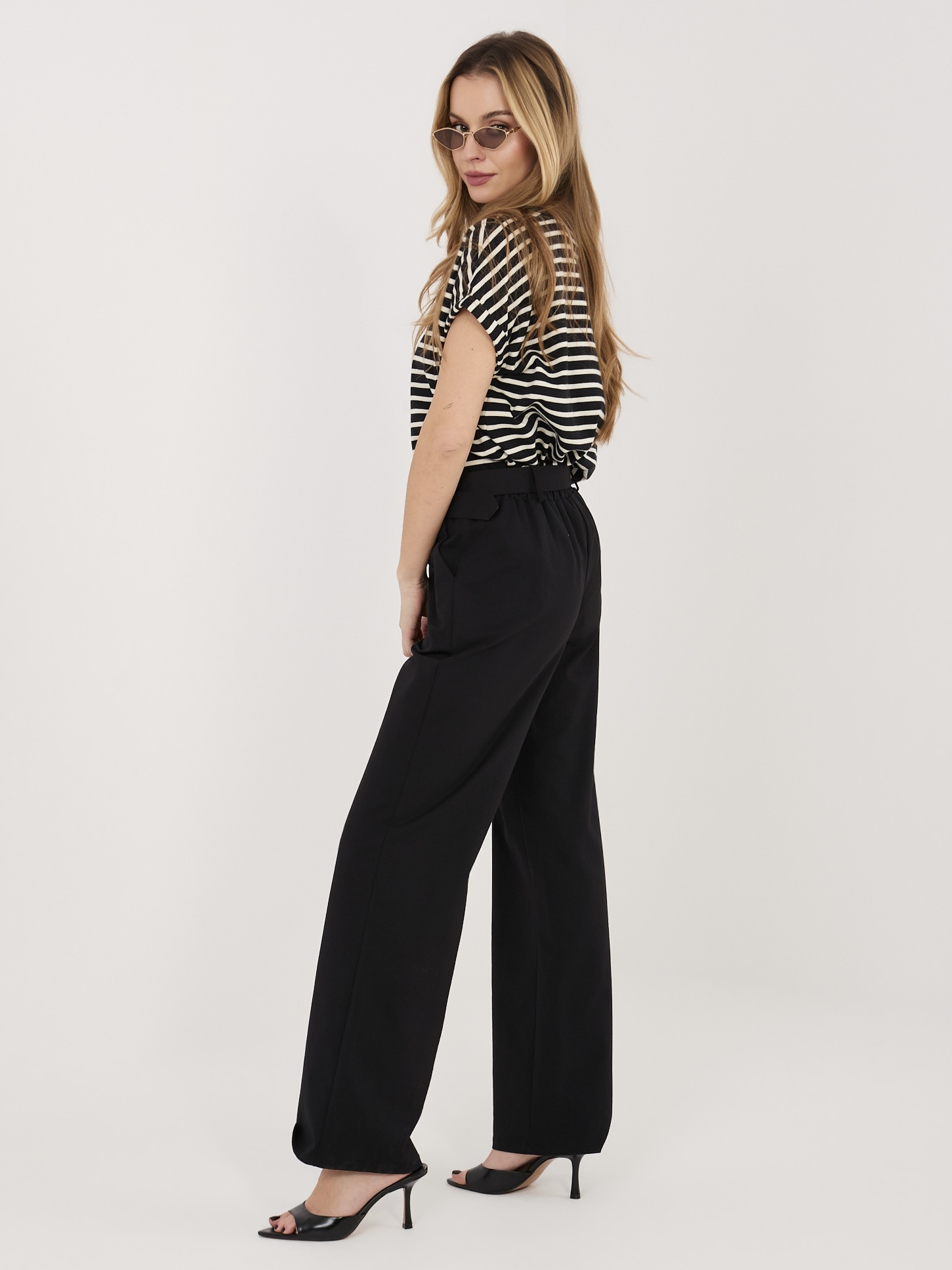 Czarne eleganckie spodnie straight leg RUE PARIS 