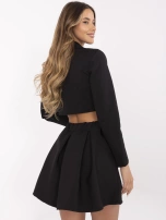 Czarna rozkloszowana spódnica z wszytymi szortami