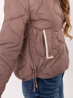 Brązowa pikowana kurtka z kapturem