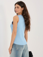 Jasnoniebieski prążkowany top z koronką