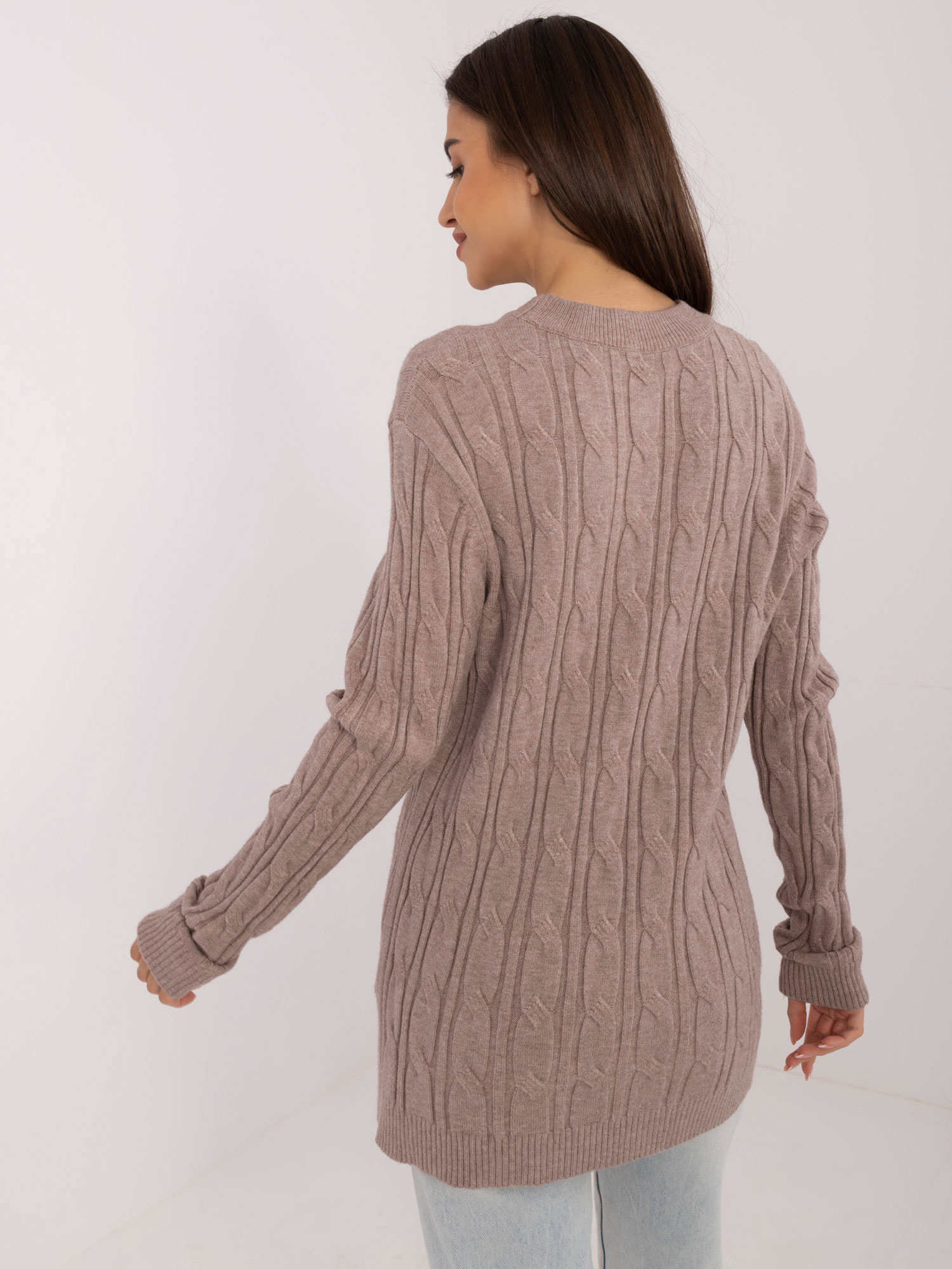 Sweter ciemny bezowy