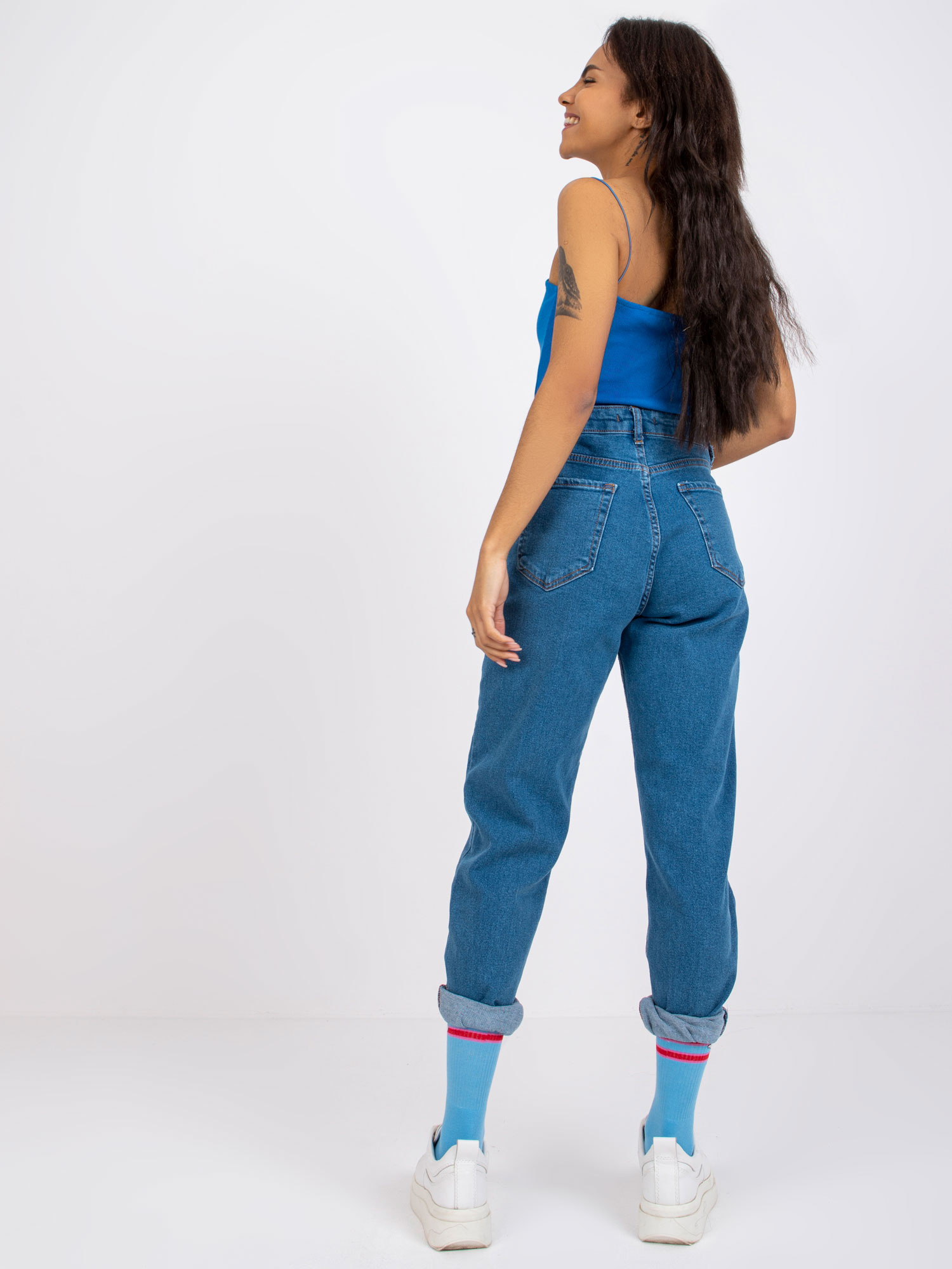 Niebieskie spodnie mom jeans Lotta 
