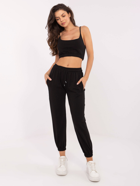 Czarny dresowy komplet z crop topem Mado