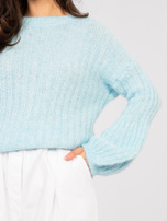 Pastelowy niebieski sweter oversize z okrągłym dekoltem