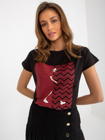 Hurtownia Czarny damski t-shirt z nadrukiem z bawełny 