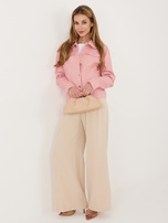 Różowa jeansowa kurtka z kołnierzykiem