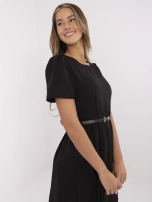 Czarna elegancka sukienka z cienkim paskiem