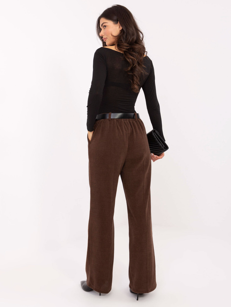 Brązowe sztruksowe spodnie w prążek