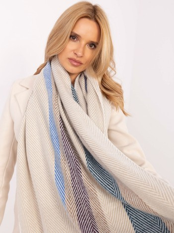 Großhandel Beiger winterlicher Damen-Schal aus Viskose.