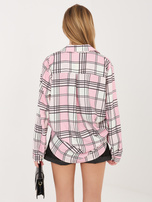 Jasnoróżowa rozpinana koszula w kratę