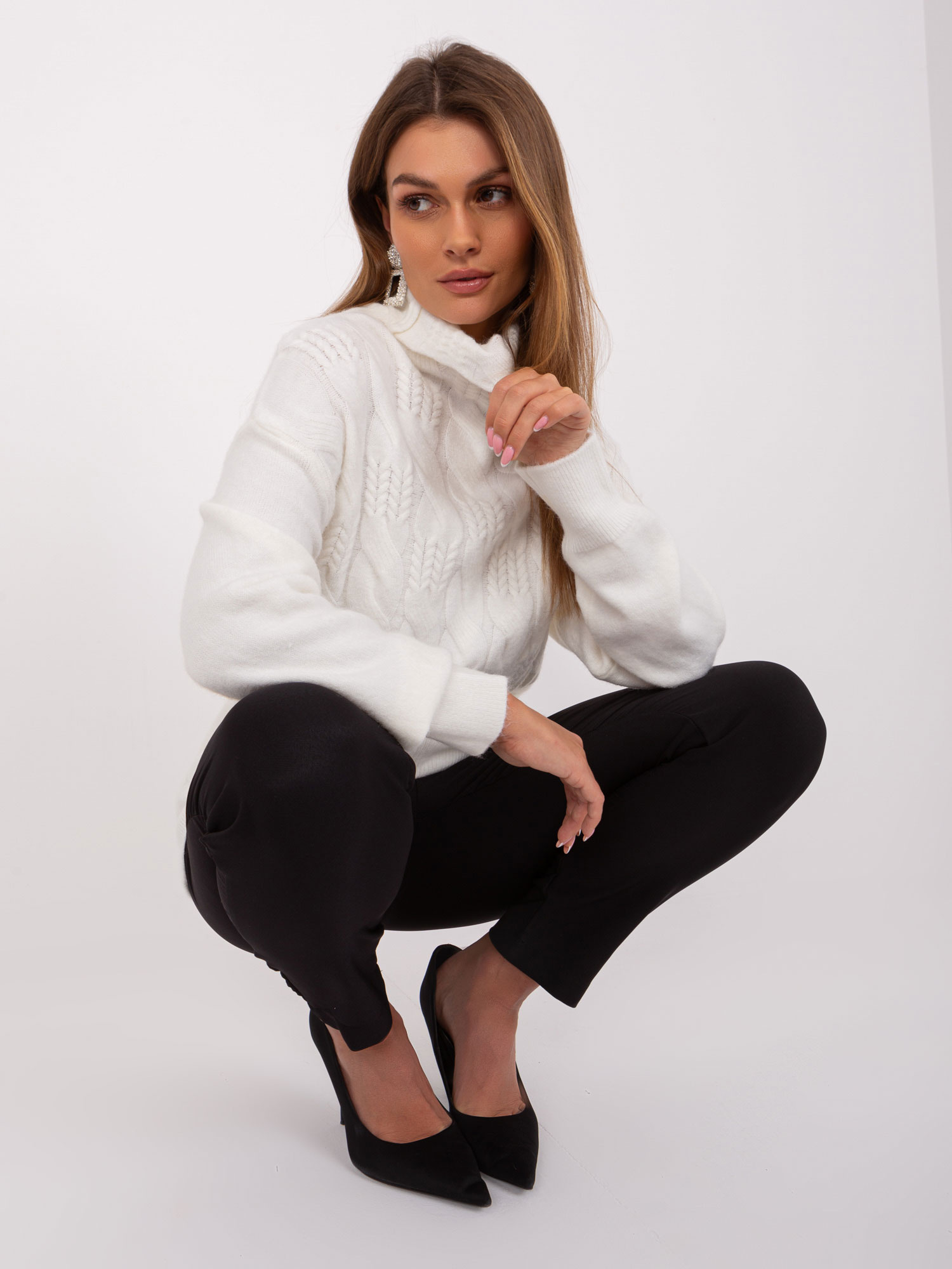Hurtownia Ecru damski sweter ze ściągaczami