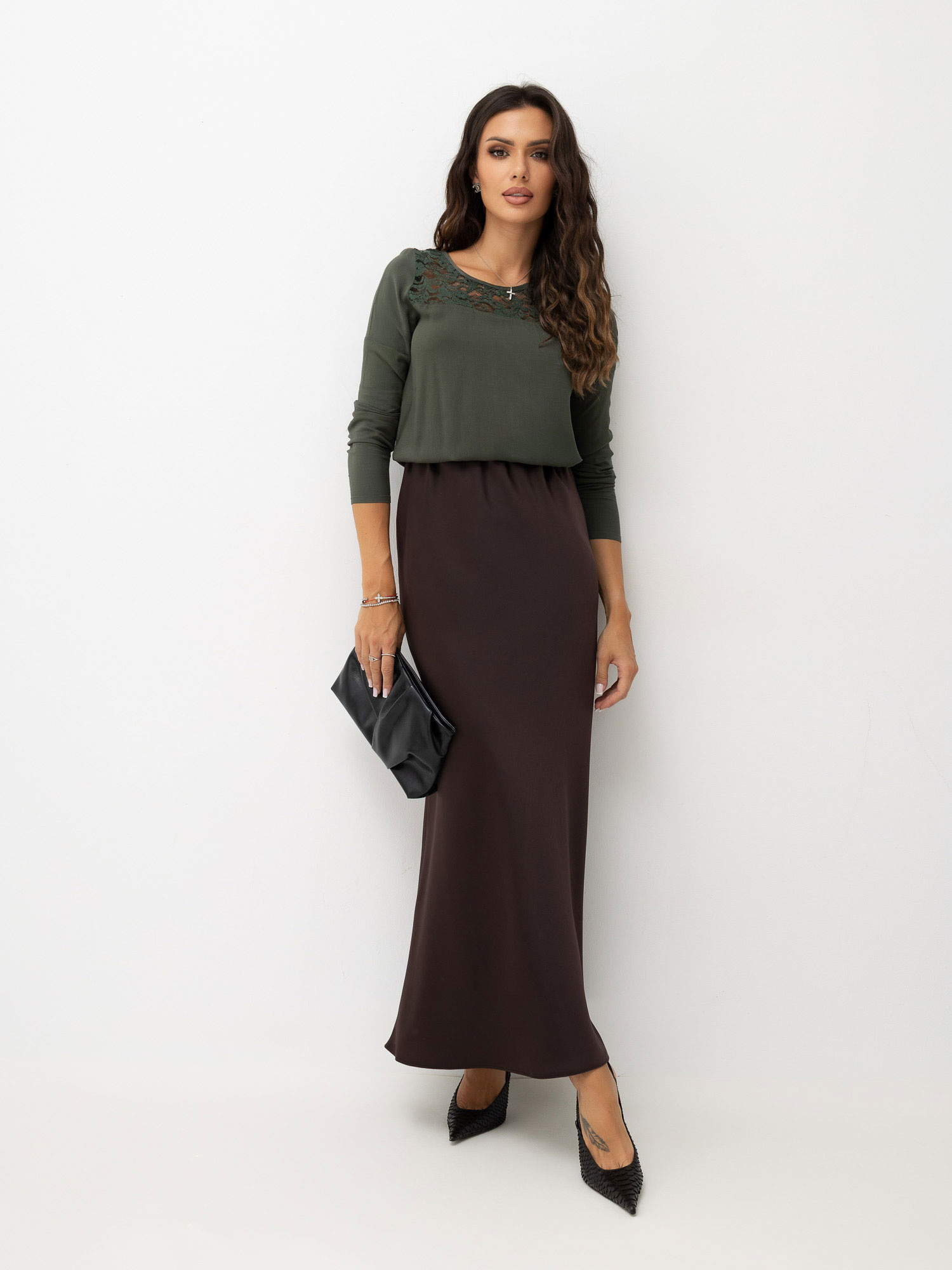 Khaki elegante Bluse aus Viskose.