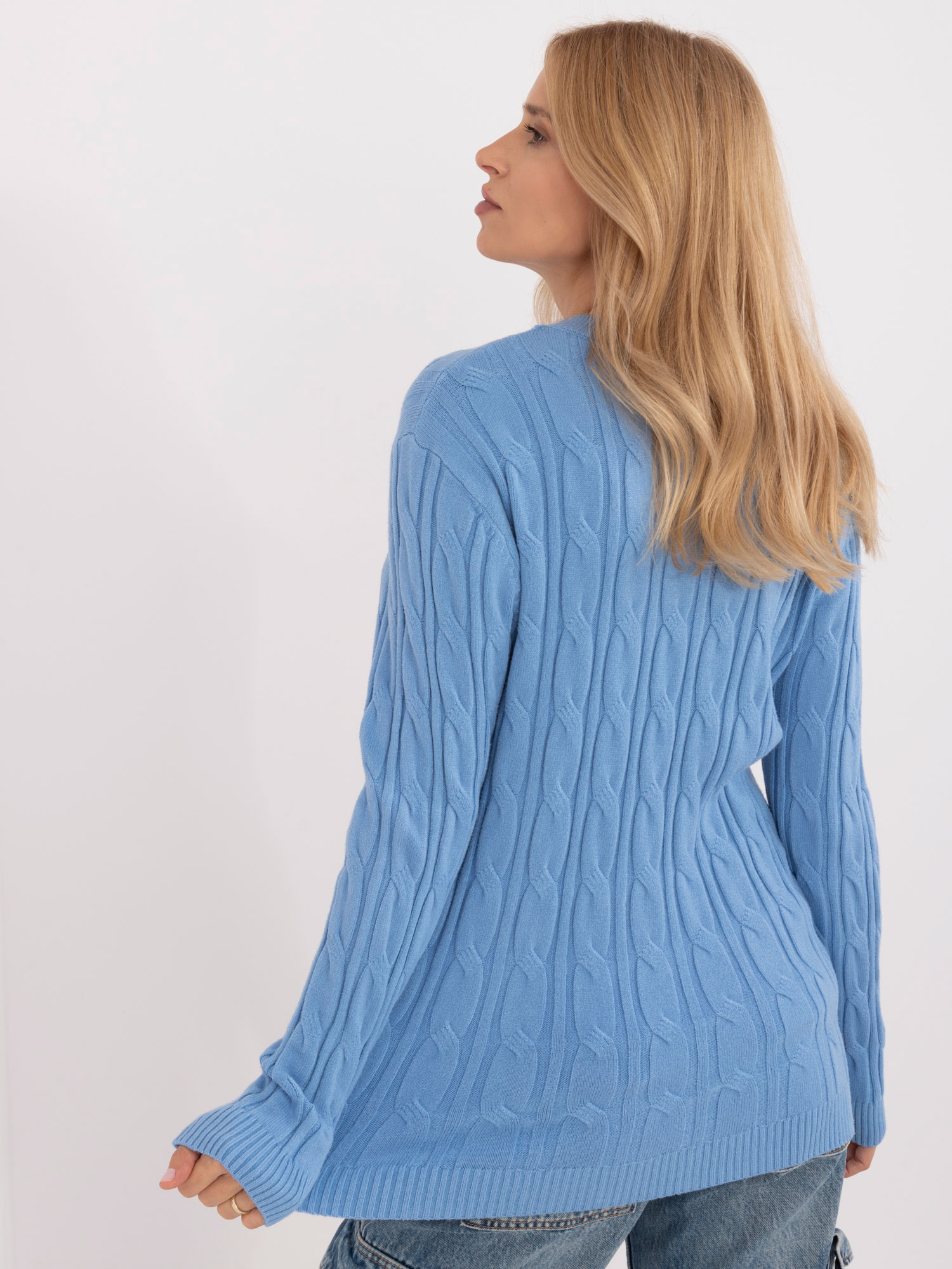 Sweter niebieski