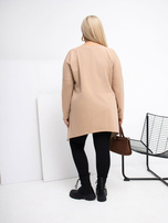Tmavě béžová asymetrická blůza plus size.