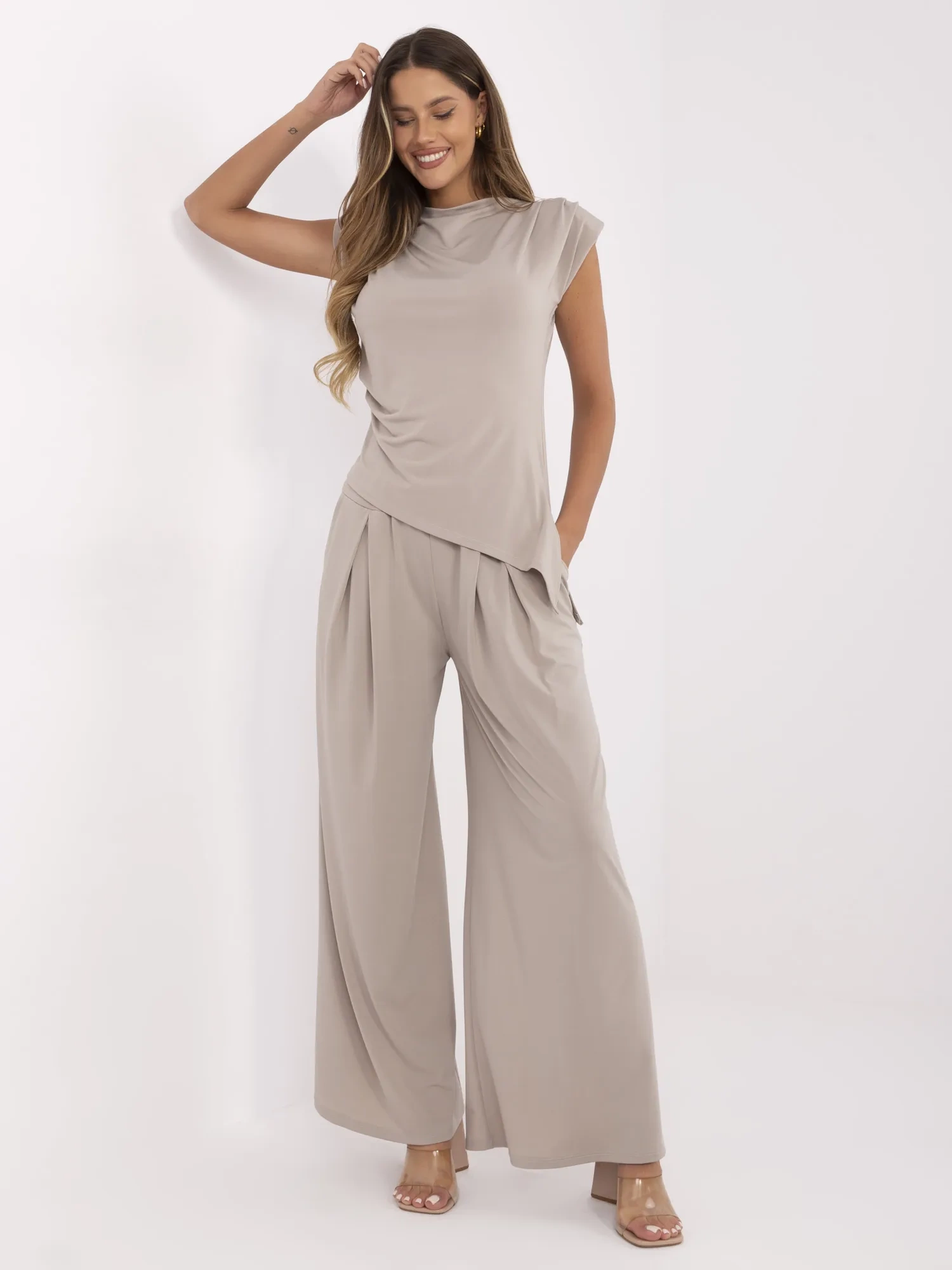 Dark beige elegant sleeveless set.