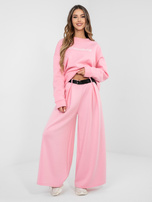 Pastelowe różowe spodnie palazzo z paskiem RUE PARIS 