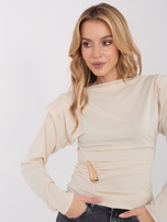 Beżowa elegancka bluzka z dekoltem w łódkę 
