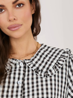 Czarna sukienka szmizjerka z kołnierzykiem 