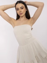 Beżowy kombinezon z elastycznym marszczeniem