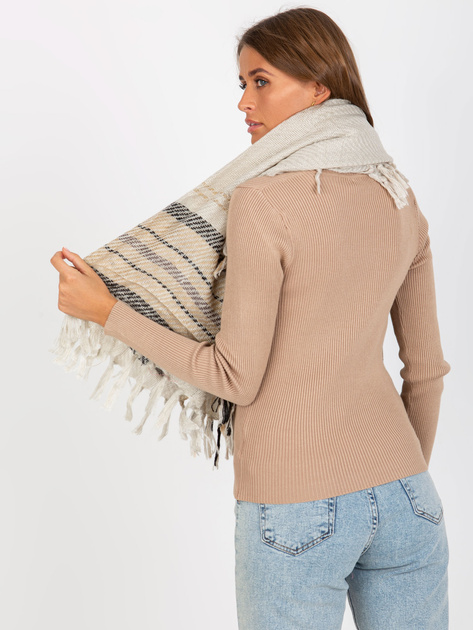 Hurtownia Beżowy szal z dzianiny