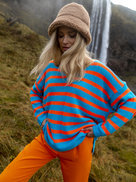 Hurt Niebiesko-pomarańczowy sweter oversize z dekoltem V OCH BELLA