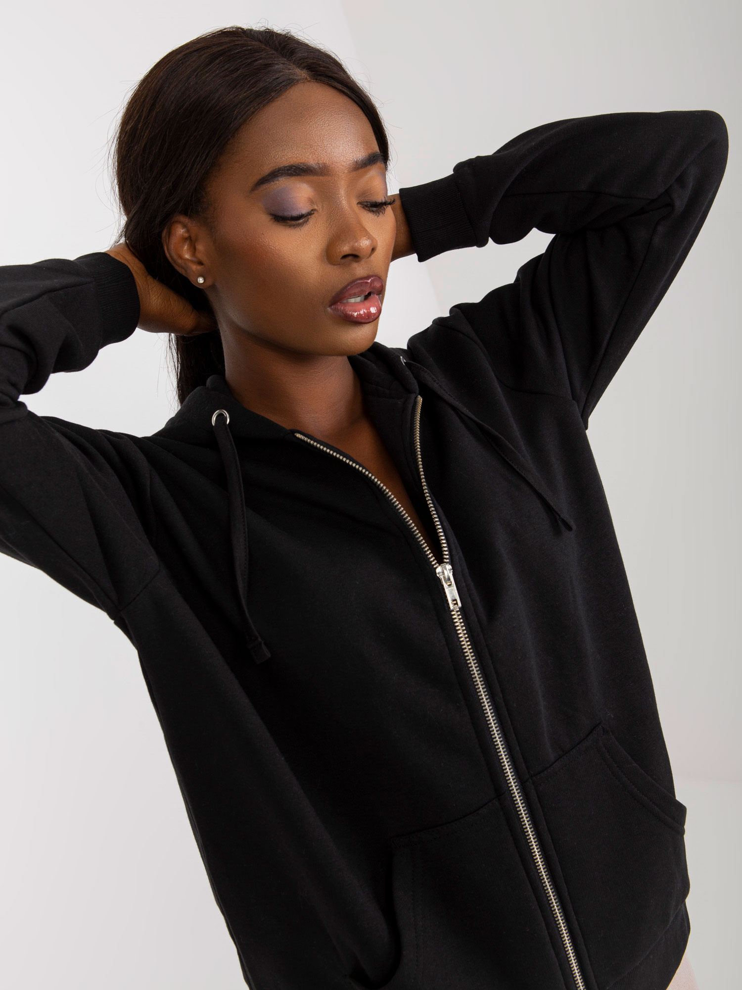Online-Großhandel Schwarze Basic-Zip-Jacke mit Taschen