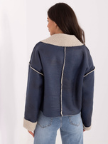 Niebieska krótka kurtka z imitacją kieszeni 