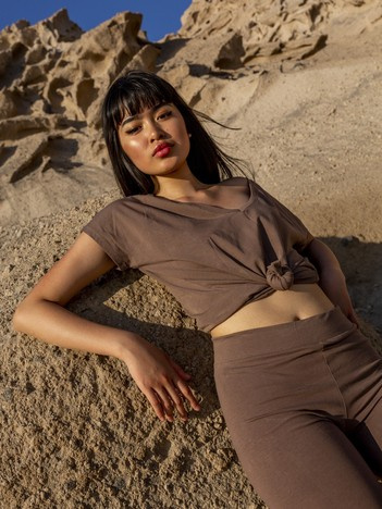 Kawowy t-shirt Emory