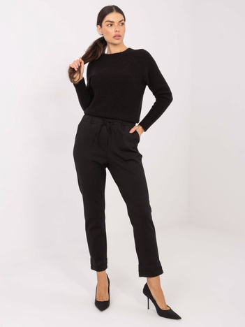 Czarne materiałowe spodnie z wiązaniem