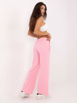 Jasnoróżowe dresowe spodnie basic