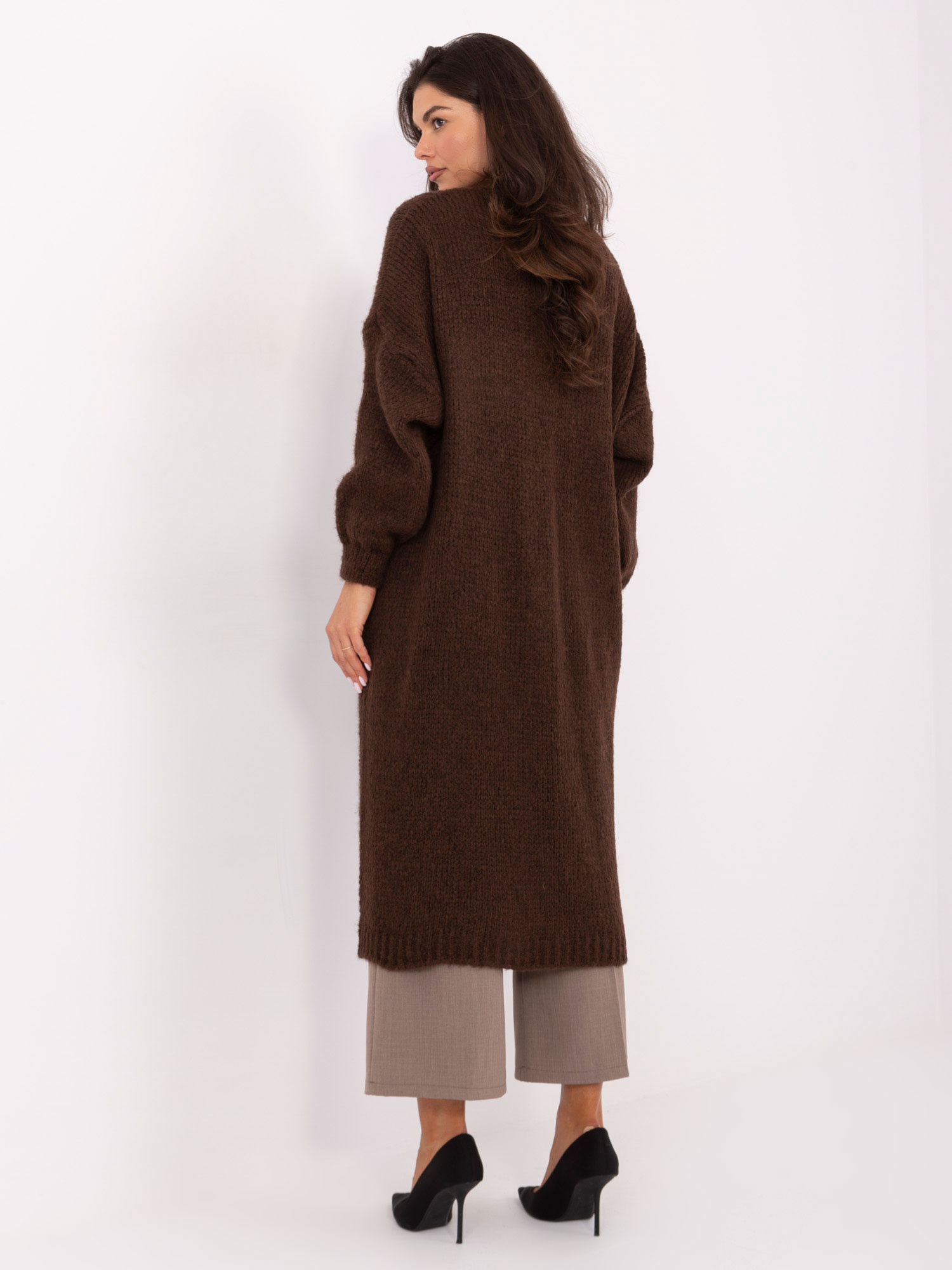 Sweter ciemny brązowy